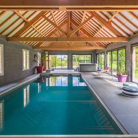 La Baronnerie Normande - Piscine Et Jacuzzi