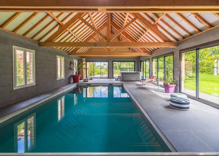 La Baronnerie Normande - Piscine Et Jacuzzi